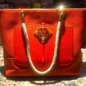 Beautiful Brand New Never Used Michael Kors Orange Tote bag - Great for summer!